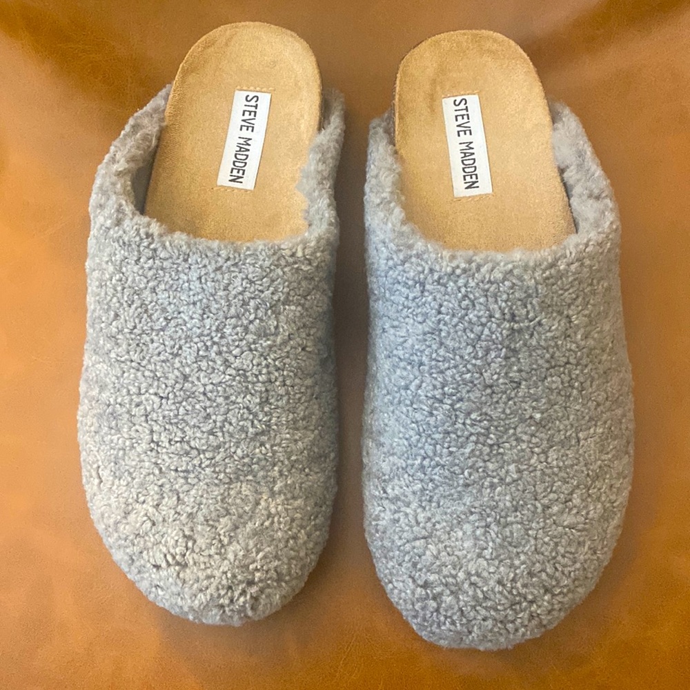Steve Madden Vesa Faux Shearling Clog - Size 9 - NEW!